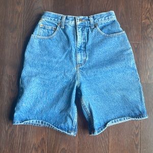 Mom Shorts. Size 8